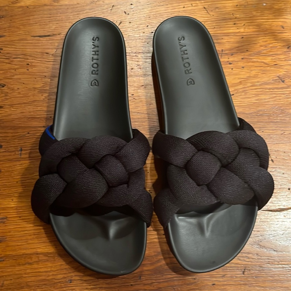 Rothy’s large knotted black sandals, size 10 only worn a hand full of times.